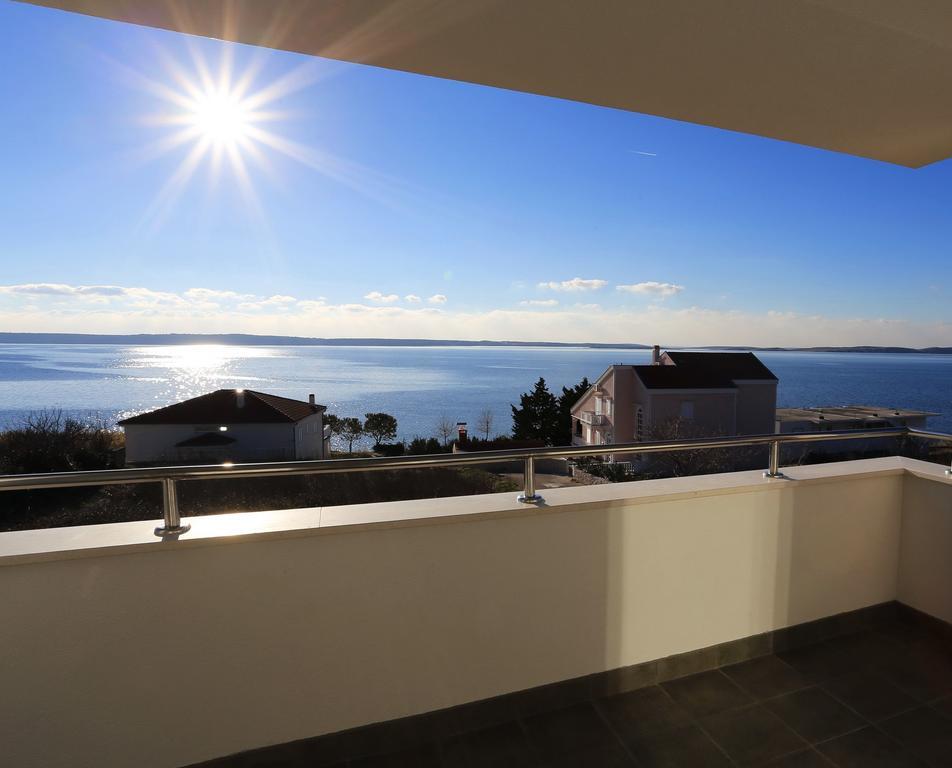 House Natali 70M From The Beach - Free Ev Top Up Rtina Exterior photo