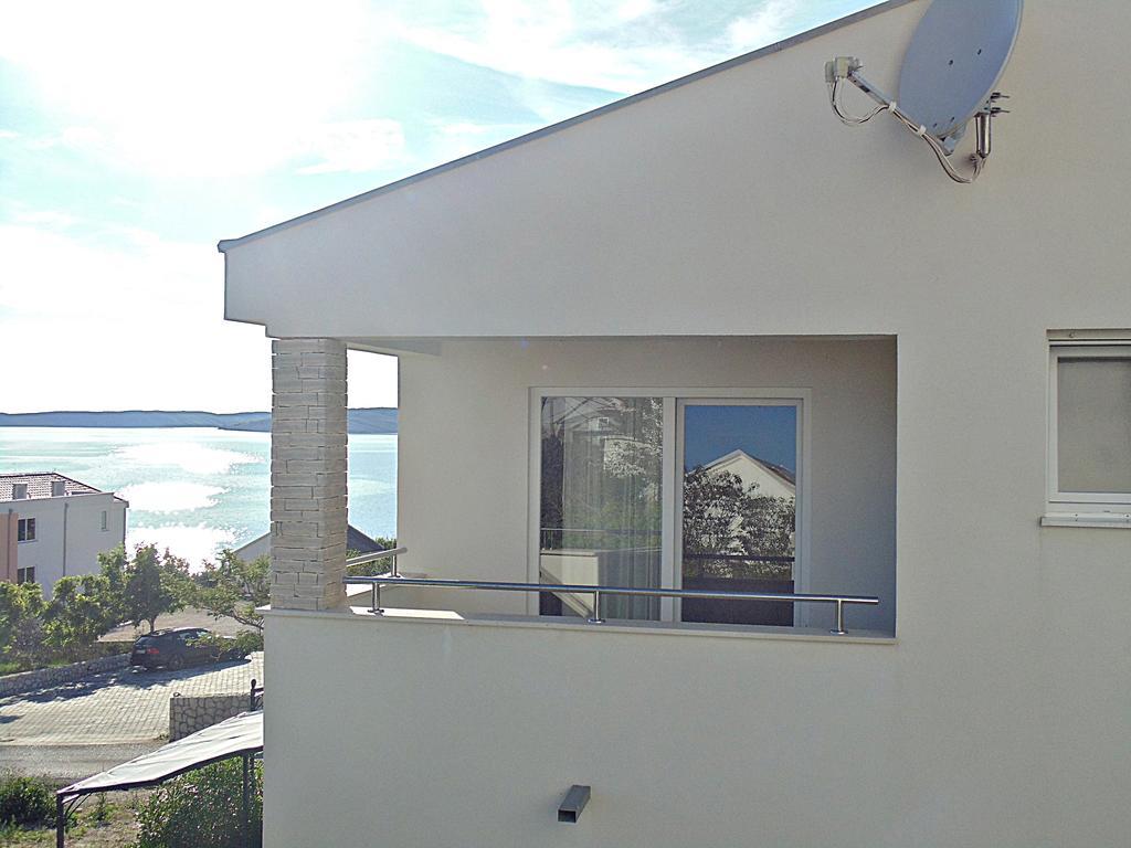 House Natali 70M From The Beach - Free Ev Top Up Rtina Exterior photo