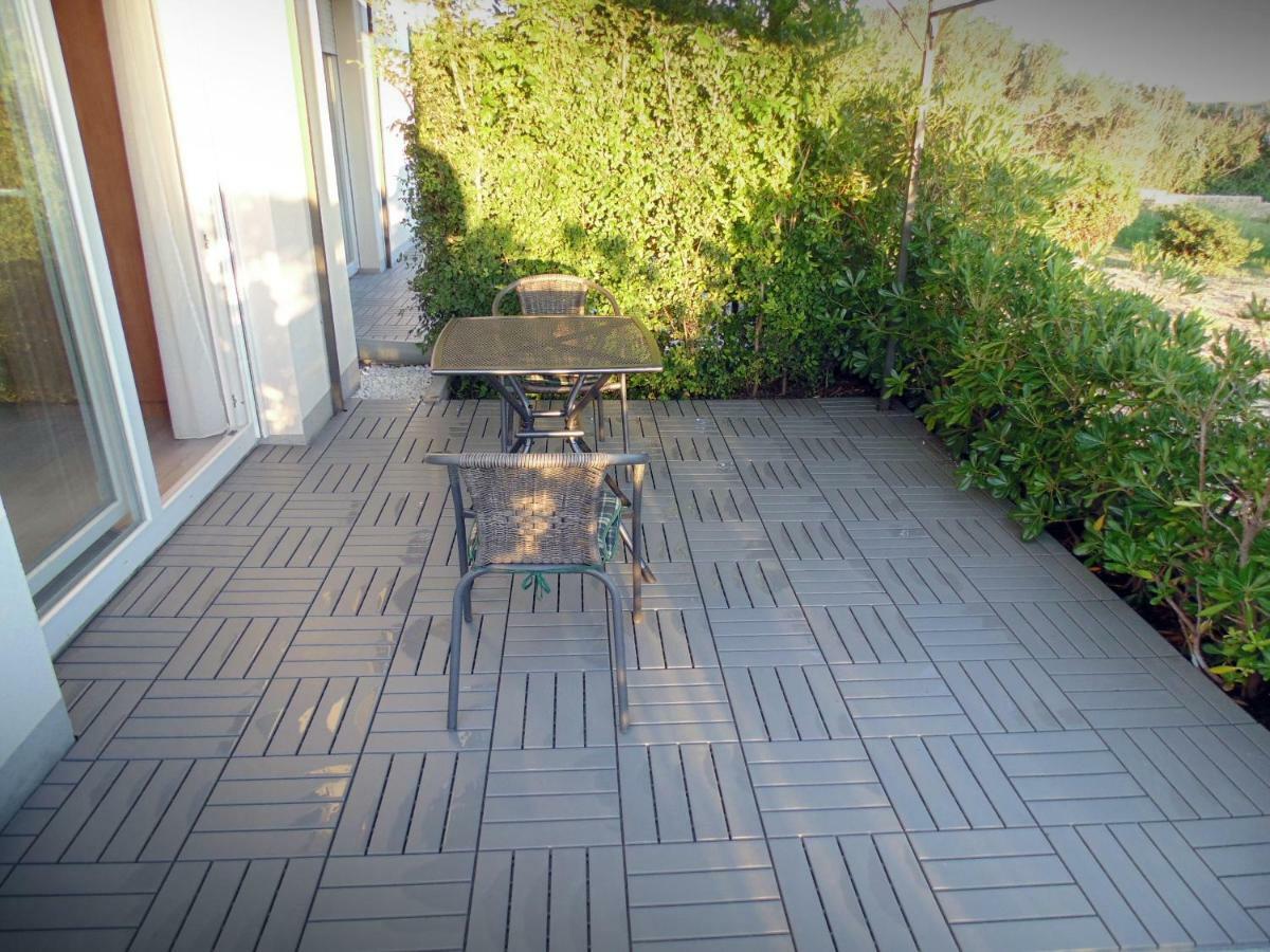 House Natali 70M From The Beach - Free Ev Top Up Rtina Exterior photo